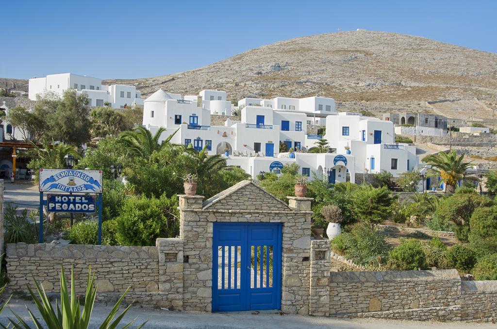 Pegados Apartments Folegandros Town Exterior photo